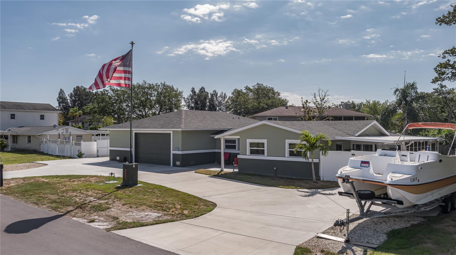 5318 Palmetto Point Drive