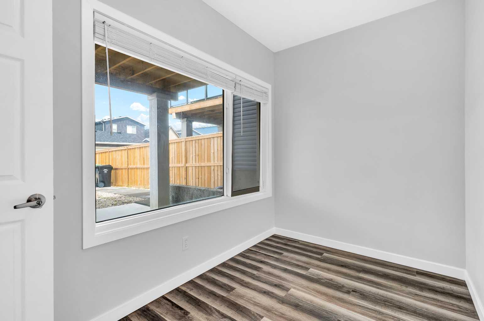 89 Howse Common NE