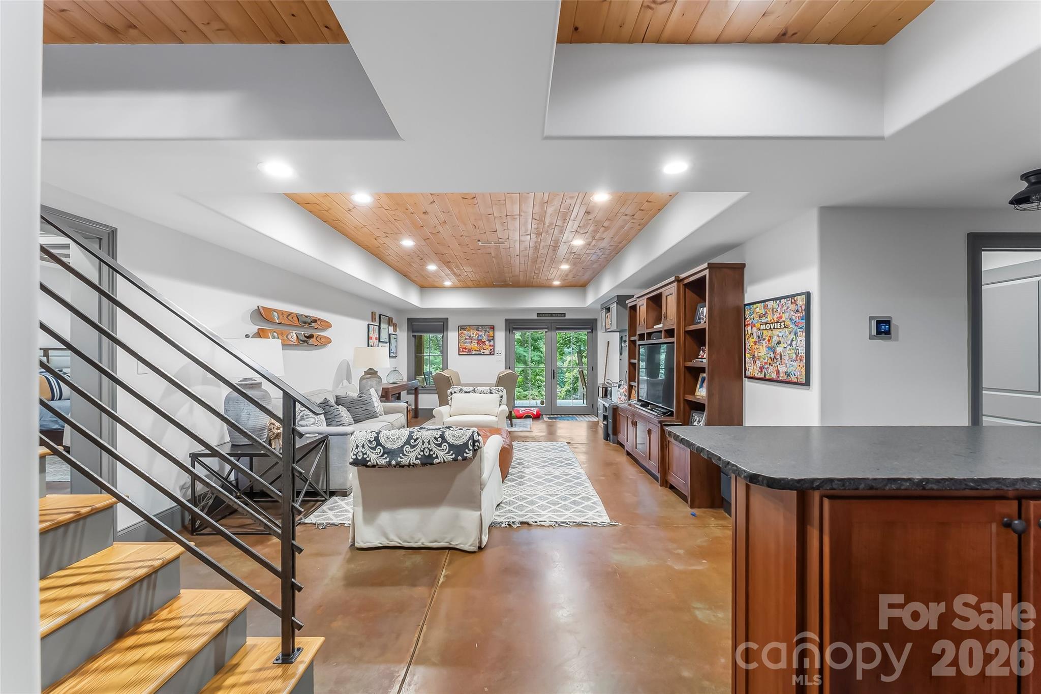 5069 Lighthouse Court