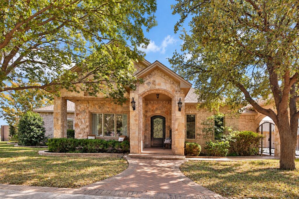 3201 Lantana Lane