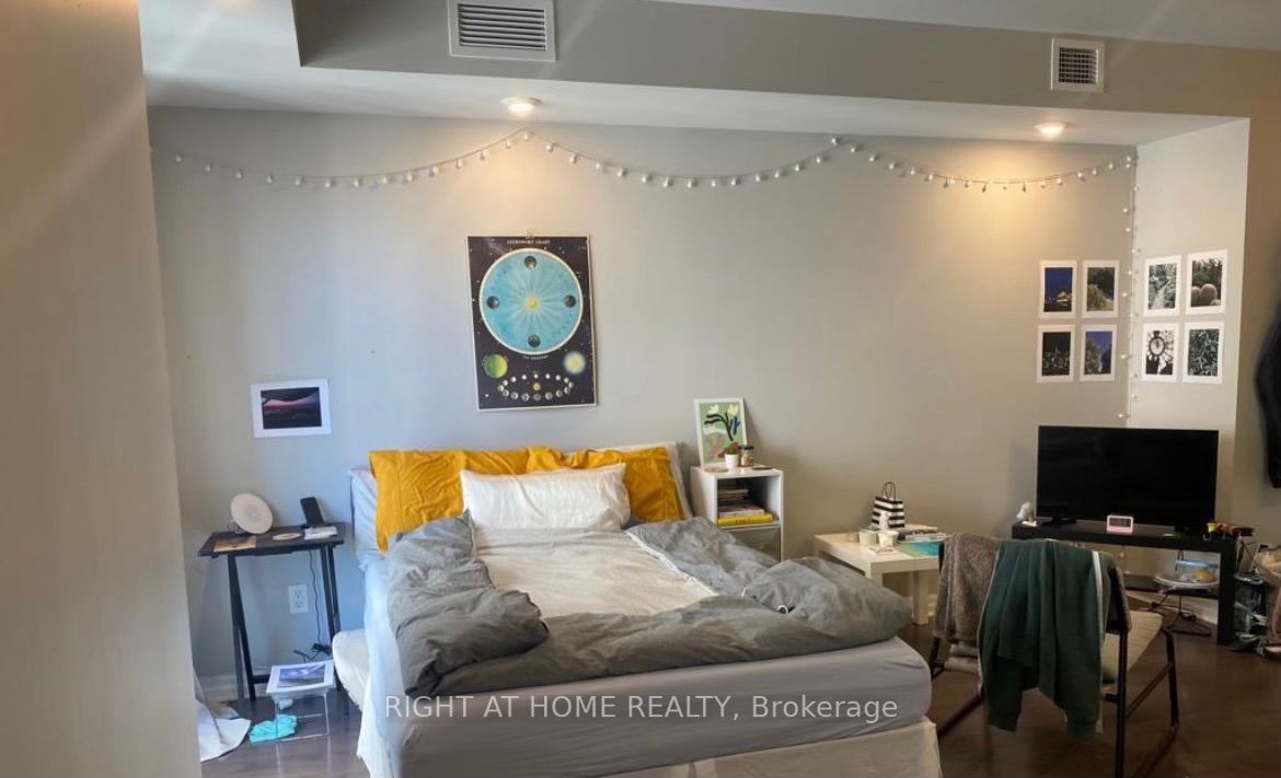 195 Besserer St 2008