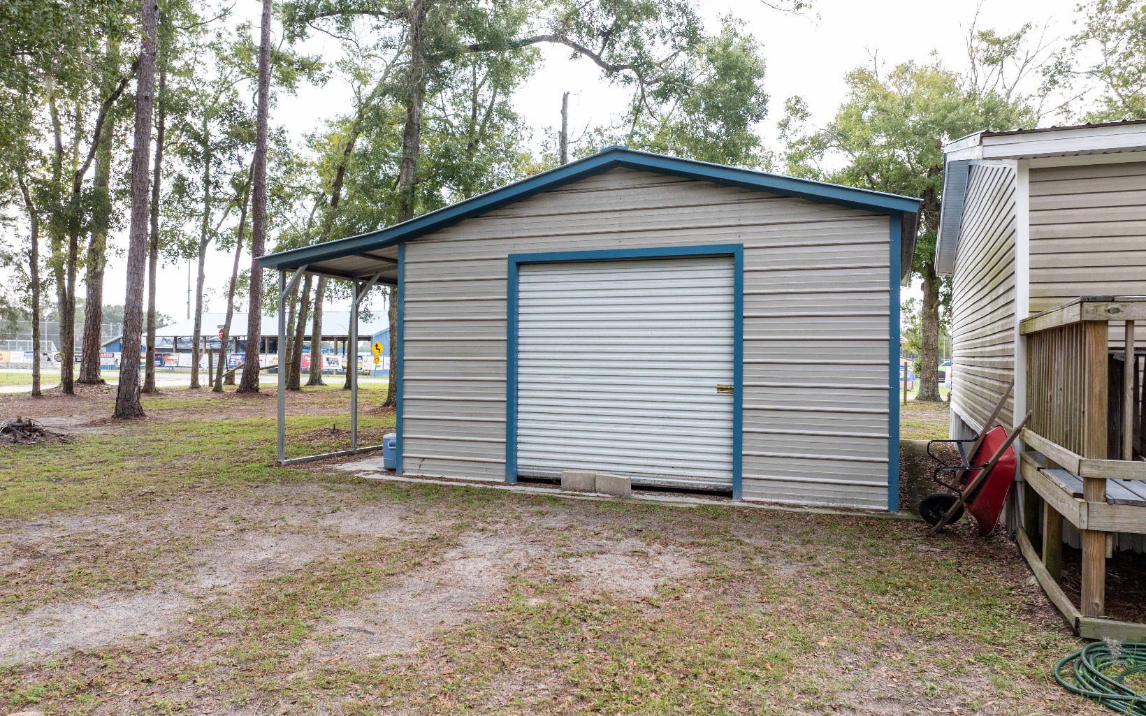 605 NE Governor Ave.