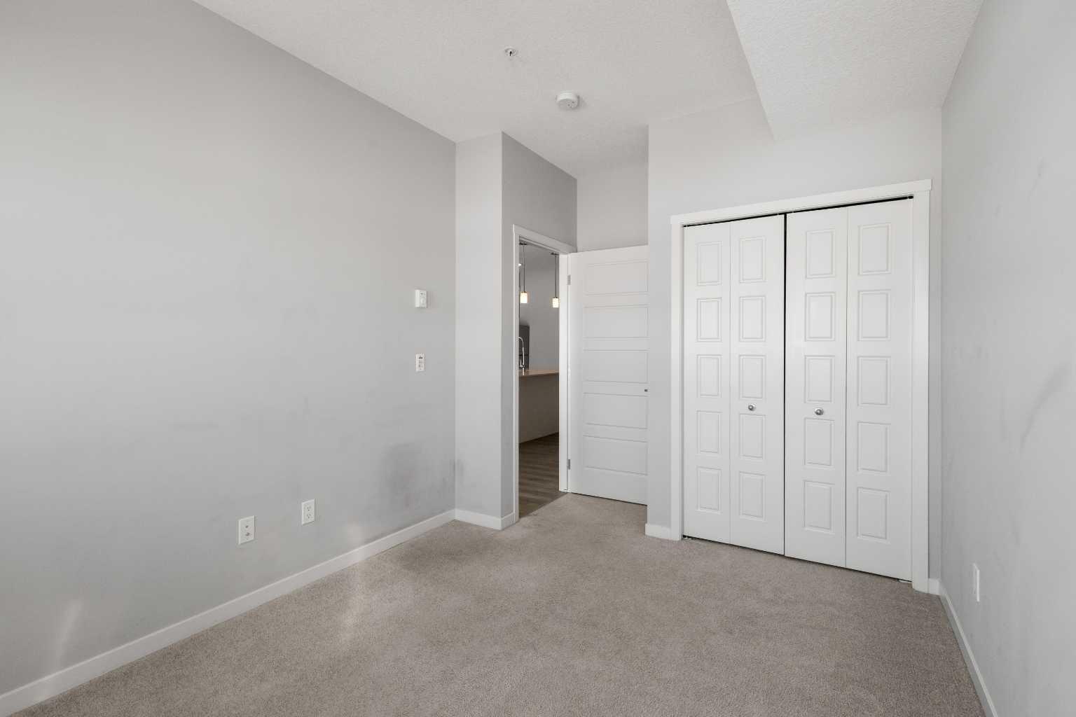 20 Seton Park SE 305