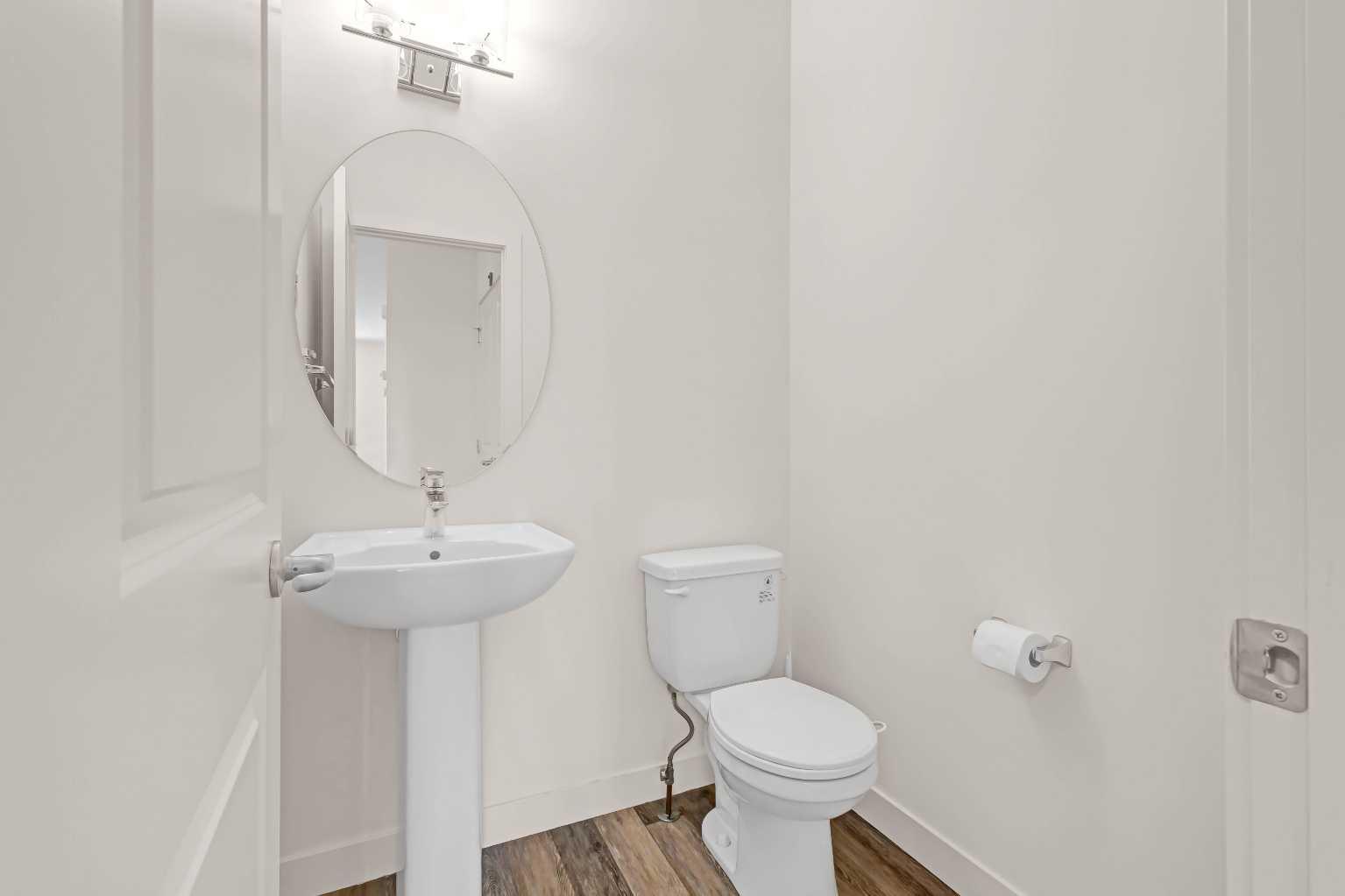 11 Evanscrest Mews NW 208