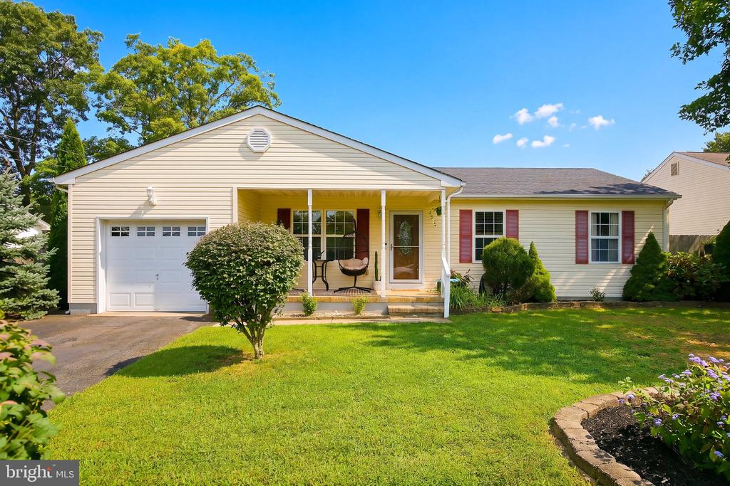 Photo of 228 Tackle Avenue, Manahawkin