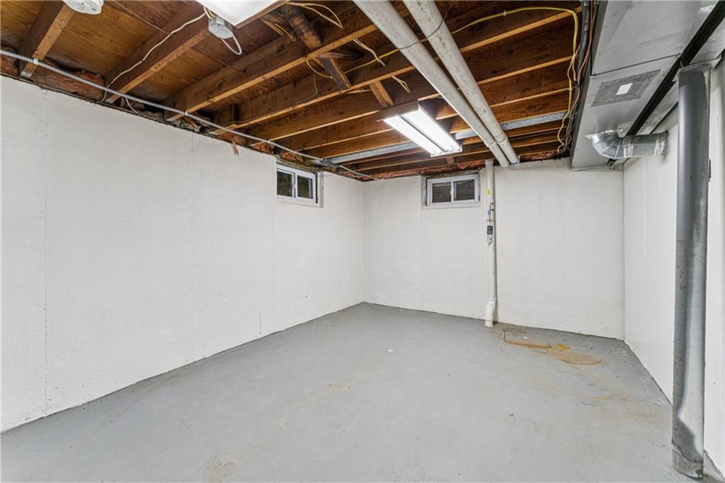 5007 Outlook Street
