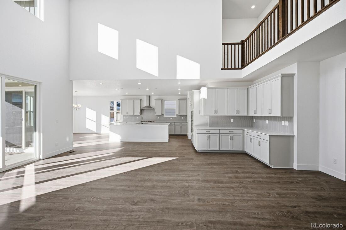 16616 W 93rd Place