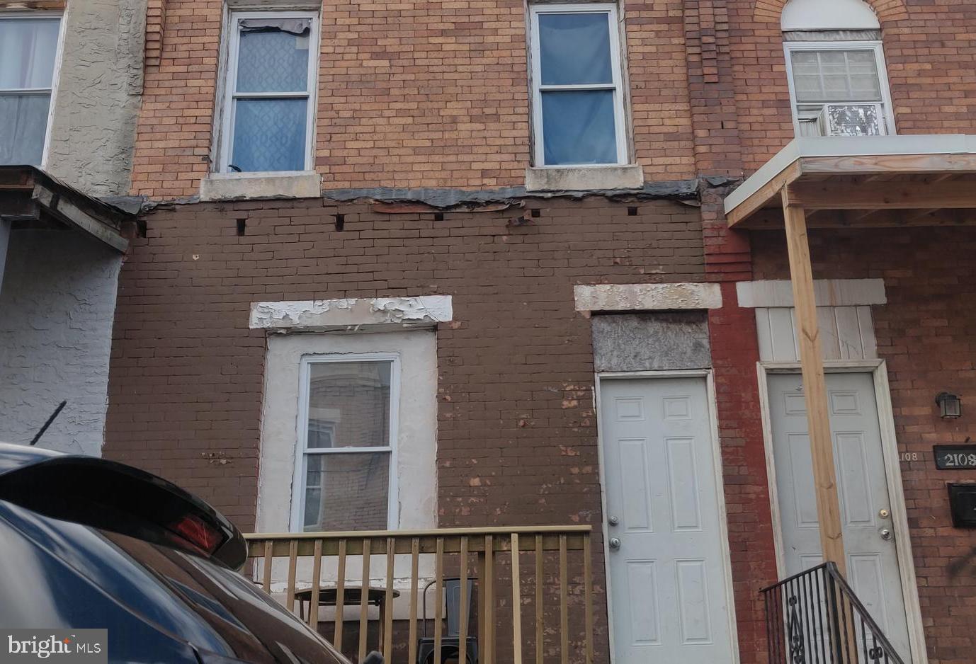**ELMWOOD PARK 3 BED/1 BATH IN NEED OF REHAB**Currently drive by only, but will be delivered vacant. All offers will be presented. $2,500 deposit due within 48 hours of a signed agreement. This is an as-is sale with no contingencies on inspections or financing.