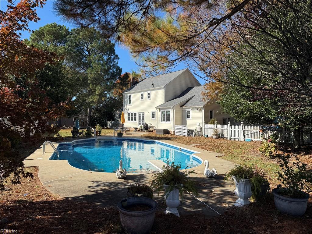 4700 Springtree Court