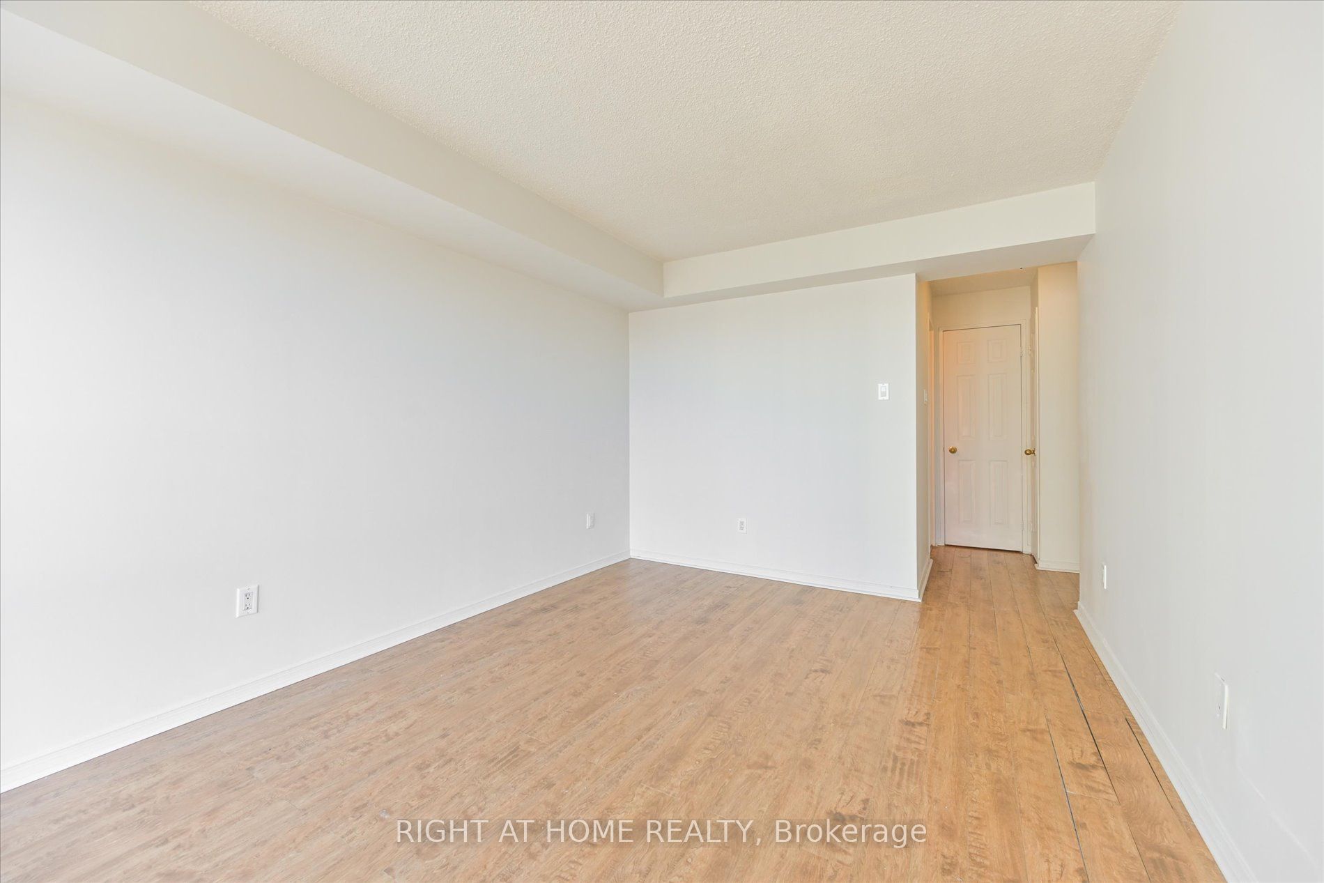 350 W Rathburn Rd 1107