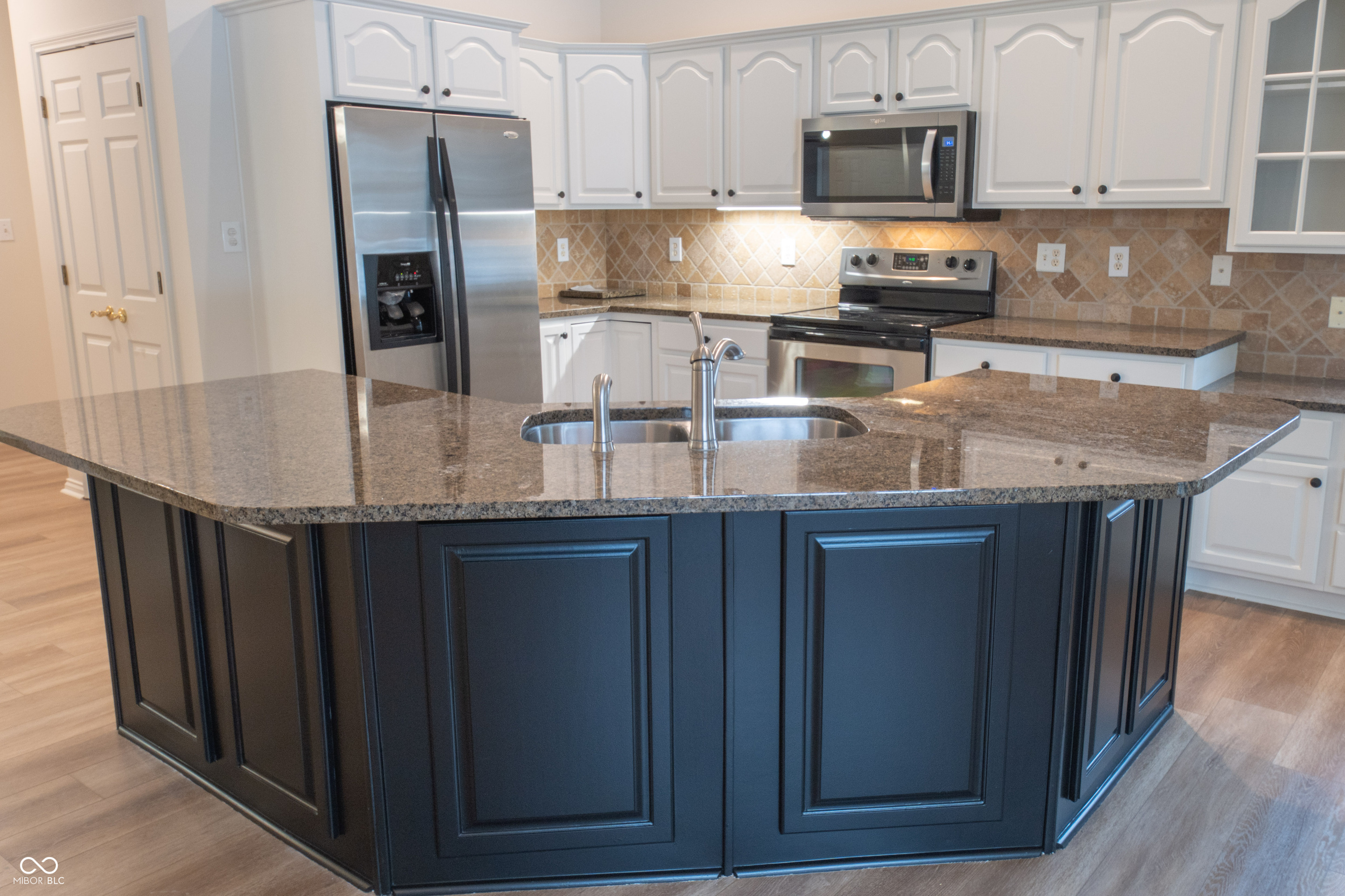 1701 Pathway Drive N