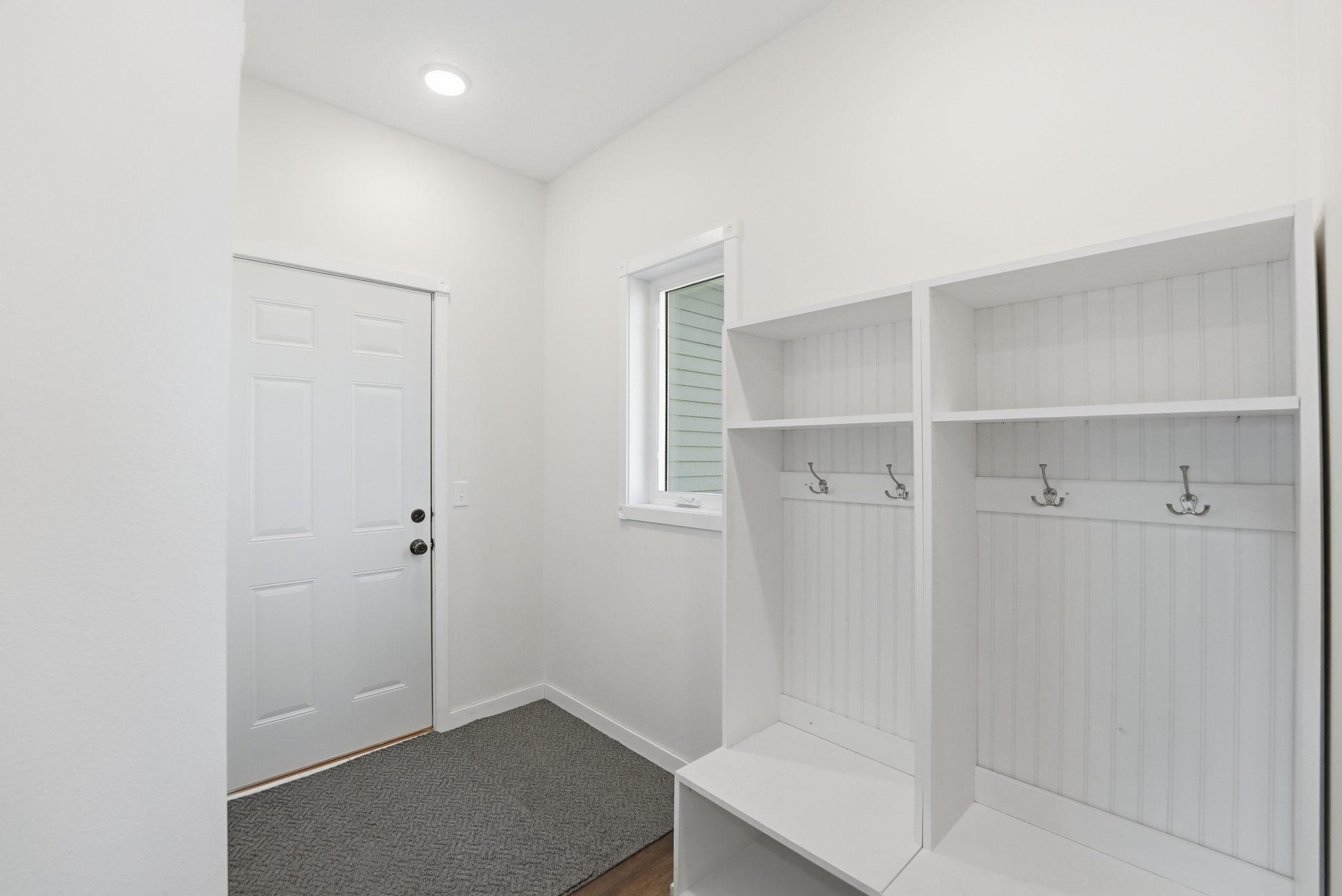 10640 Raven Loop NE