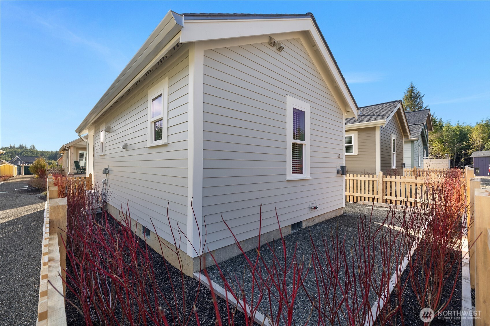 40 Bungalow Loop