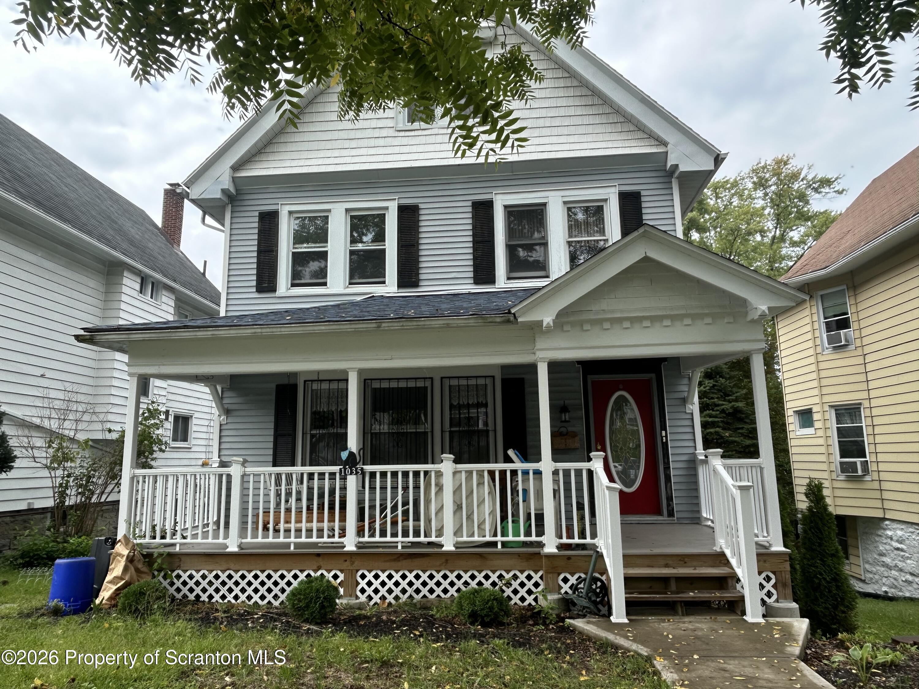 1035 Quincy Avenue