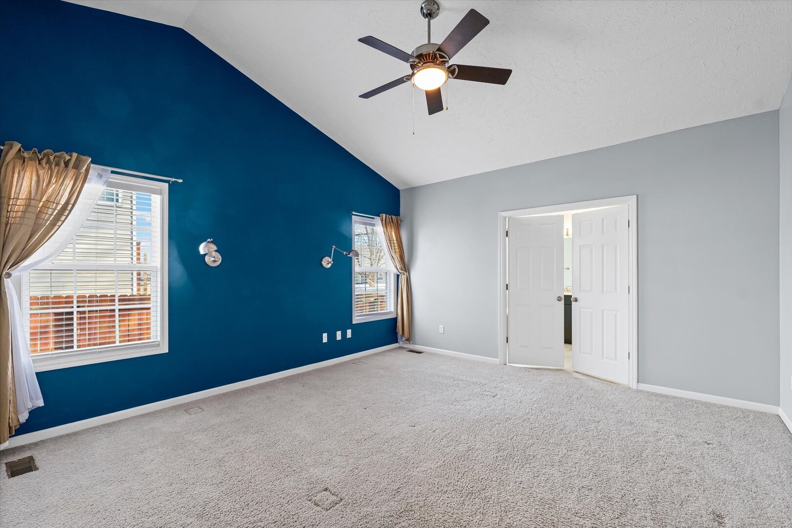 3905 Brookfield Drive