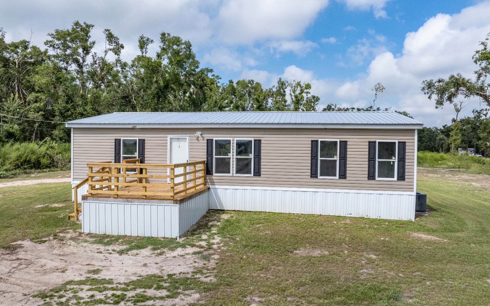 1935 NE Shady Oaks Rd