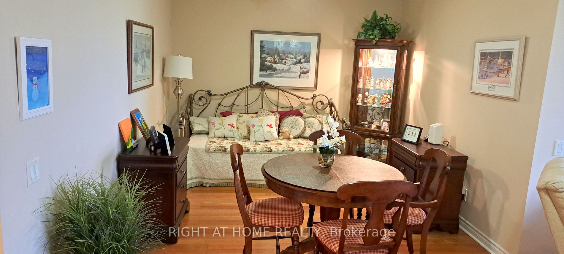 5229 W Dundas St 408