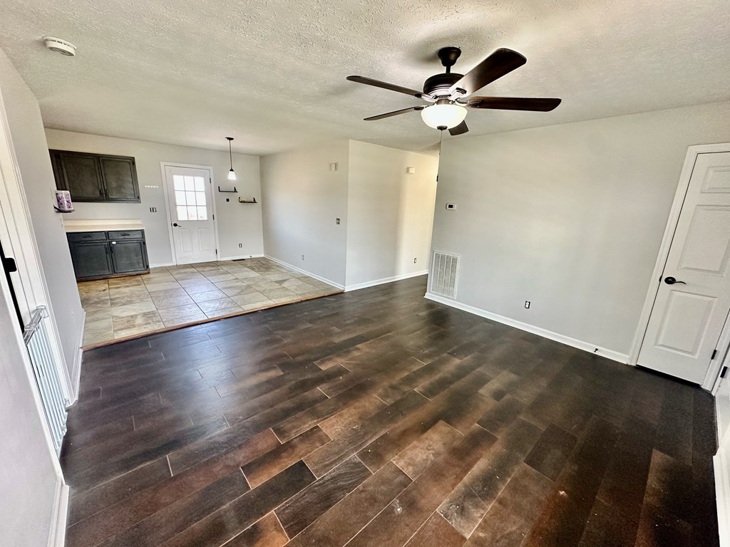 218 Cumberland Cove Dr.