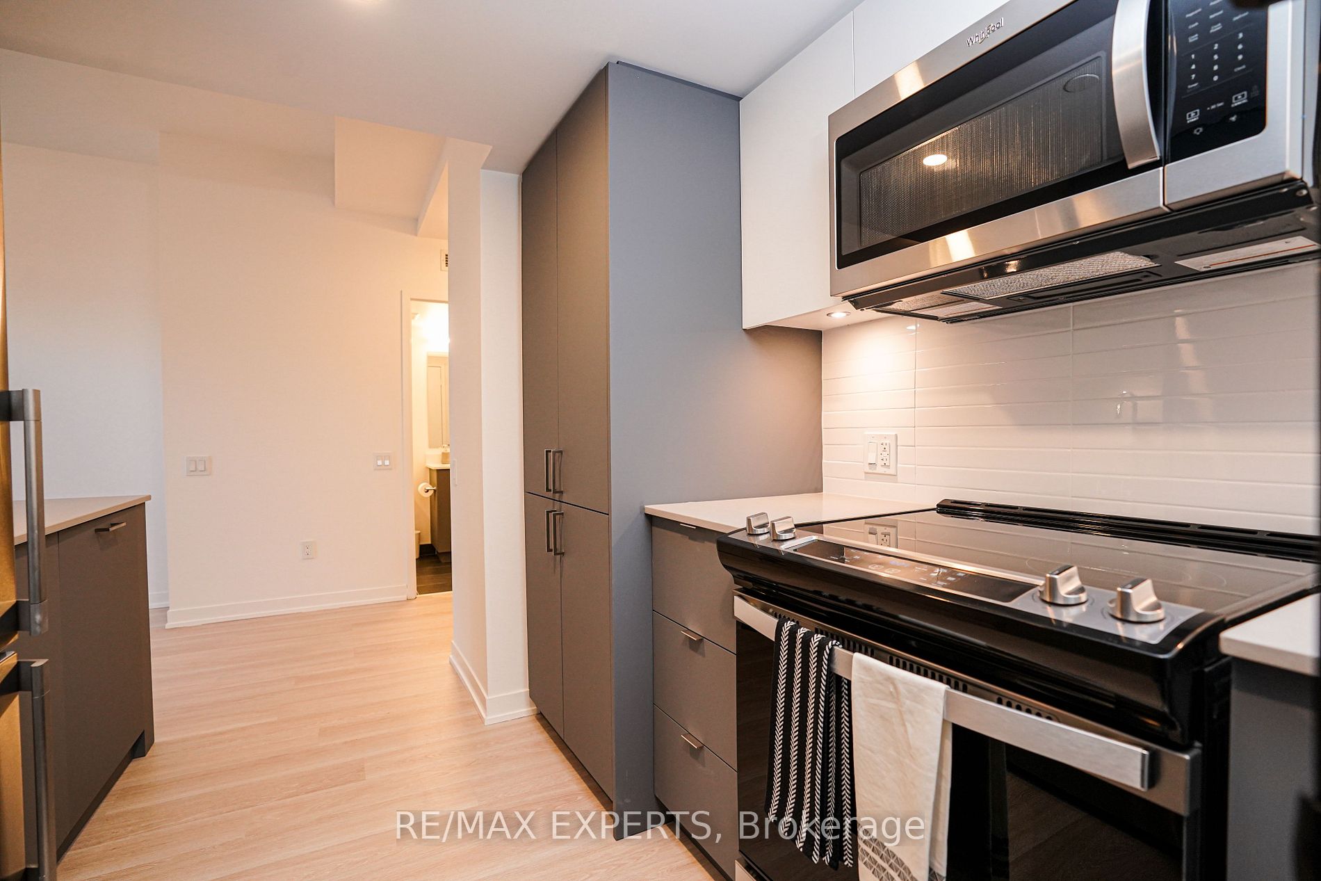 500 Wilson Ave 532