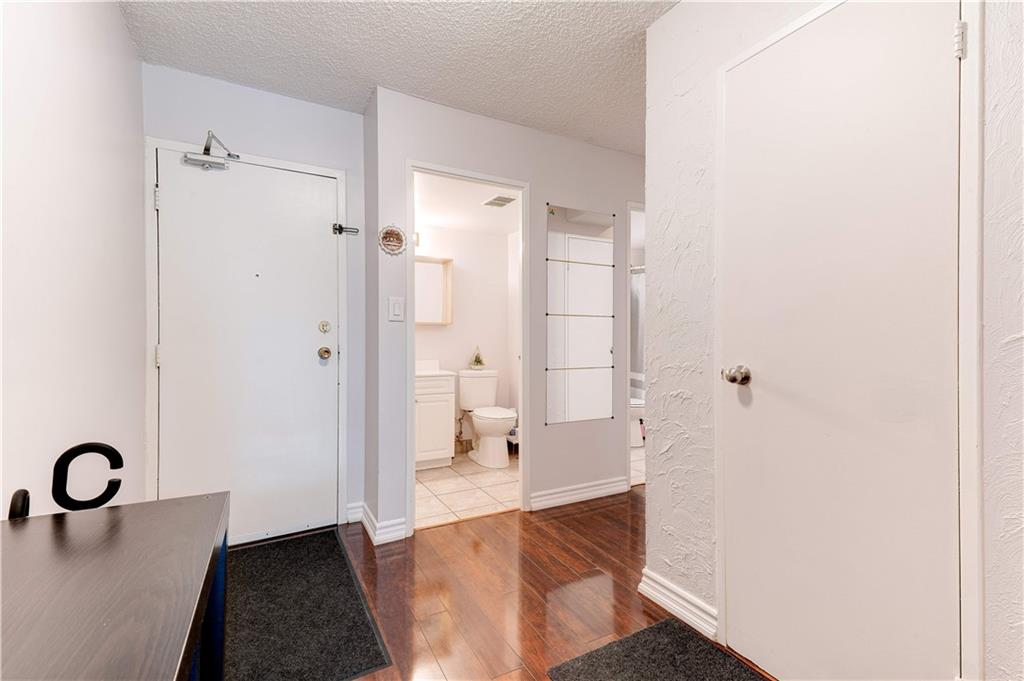 150 CHARLTON Avenue E 308