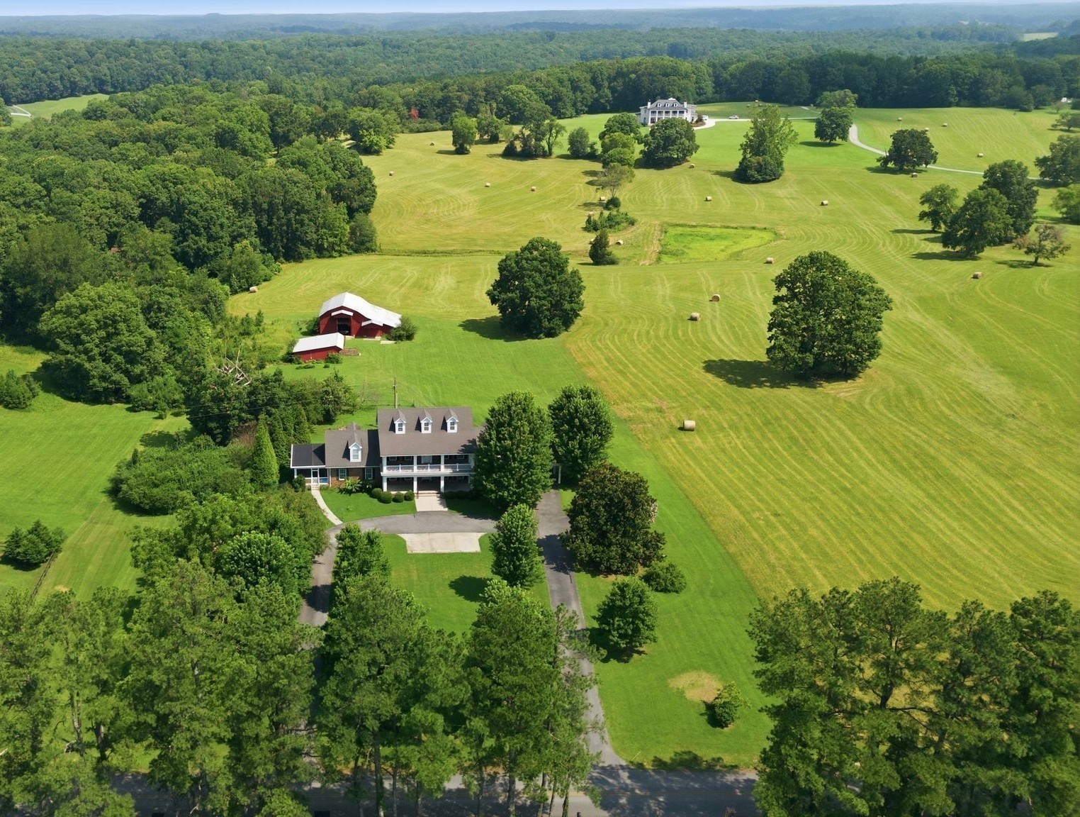 444 Old Pond Lane