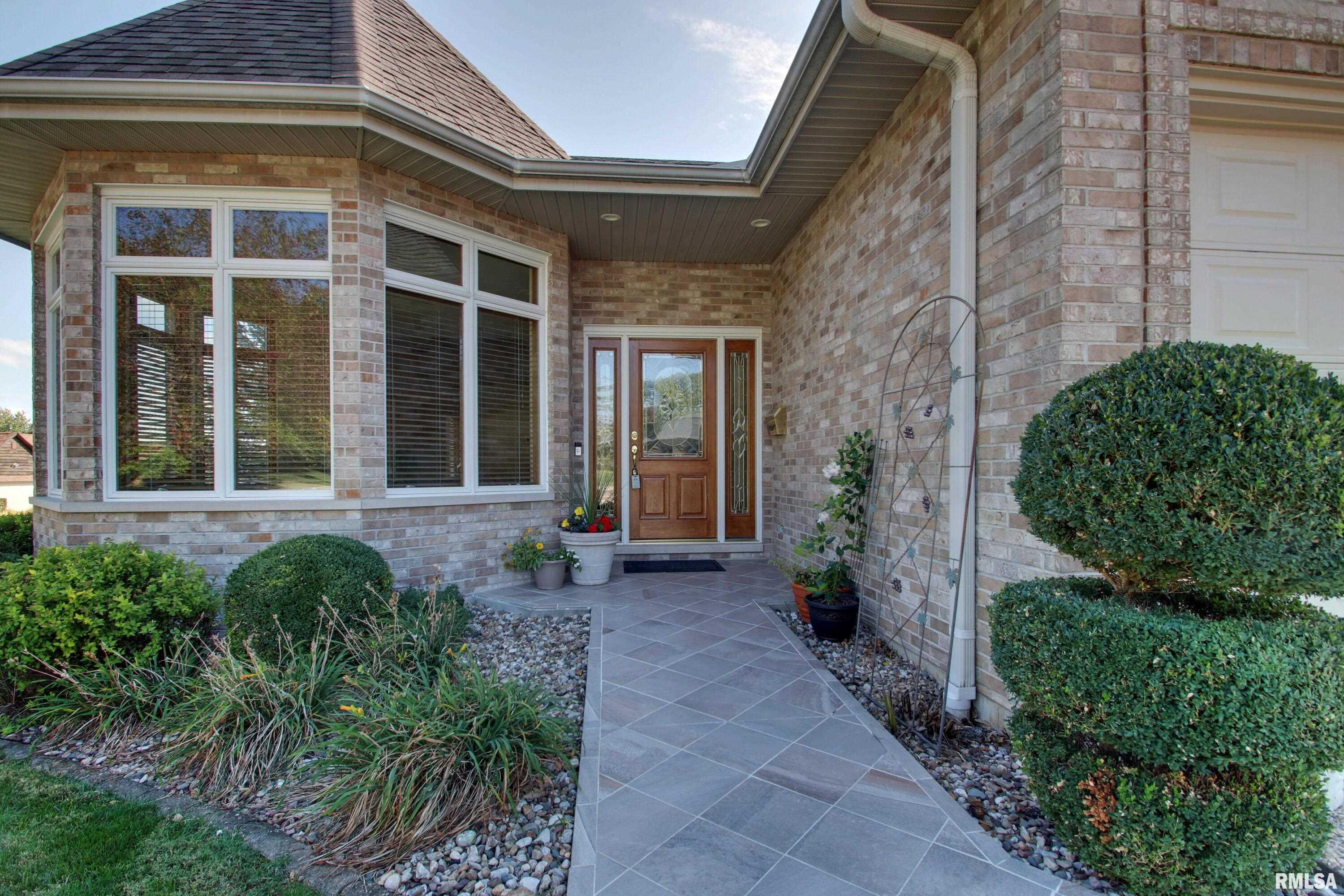 Happel Inc. Realtors Houses for sale in Quincy, Illinois Area