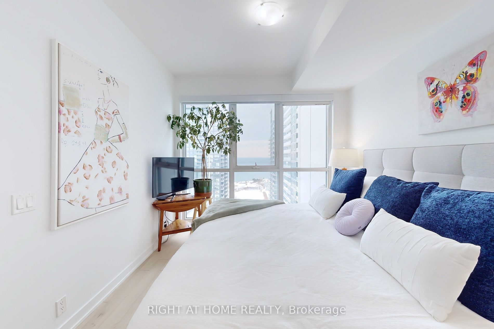 10 Park Lawn Rd 3510