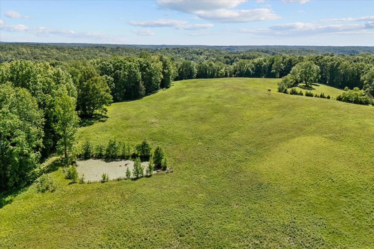 2440 Maple Grove Rd