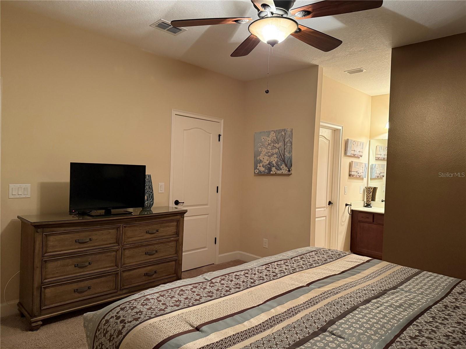 4353 Acorn Court