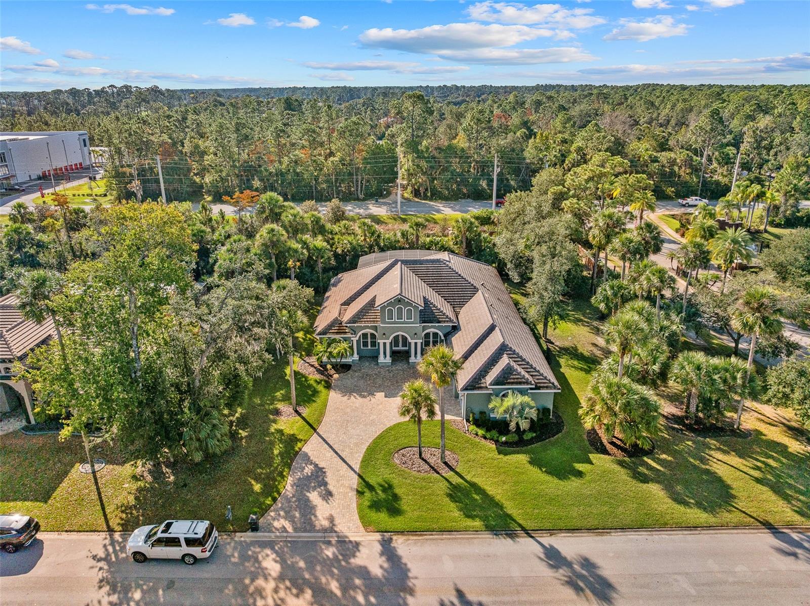 2 Humming Bird Circle