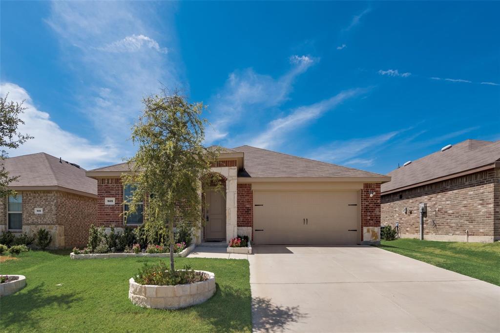 This home is a must see! This single story home was built in 2019 with open floor plan. Enjoy entertaining with an open kitchen with island, and covered outdoor patio. This home has 4 bedrooms. Enjoy sitting outside under the covered backyard patio while grilling! Home is located near schools in Royse City ISD and is conveniently near I-30. Enjoy weekends near Rockwall or Lake Lavon, or hop on I-30 for Dallas city life. The Woodcreek community will give you access to pools, a fitness center, and a clubhouse, and MORE!