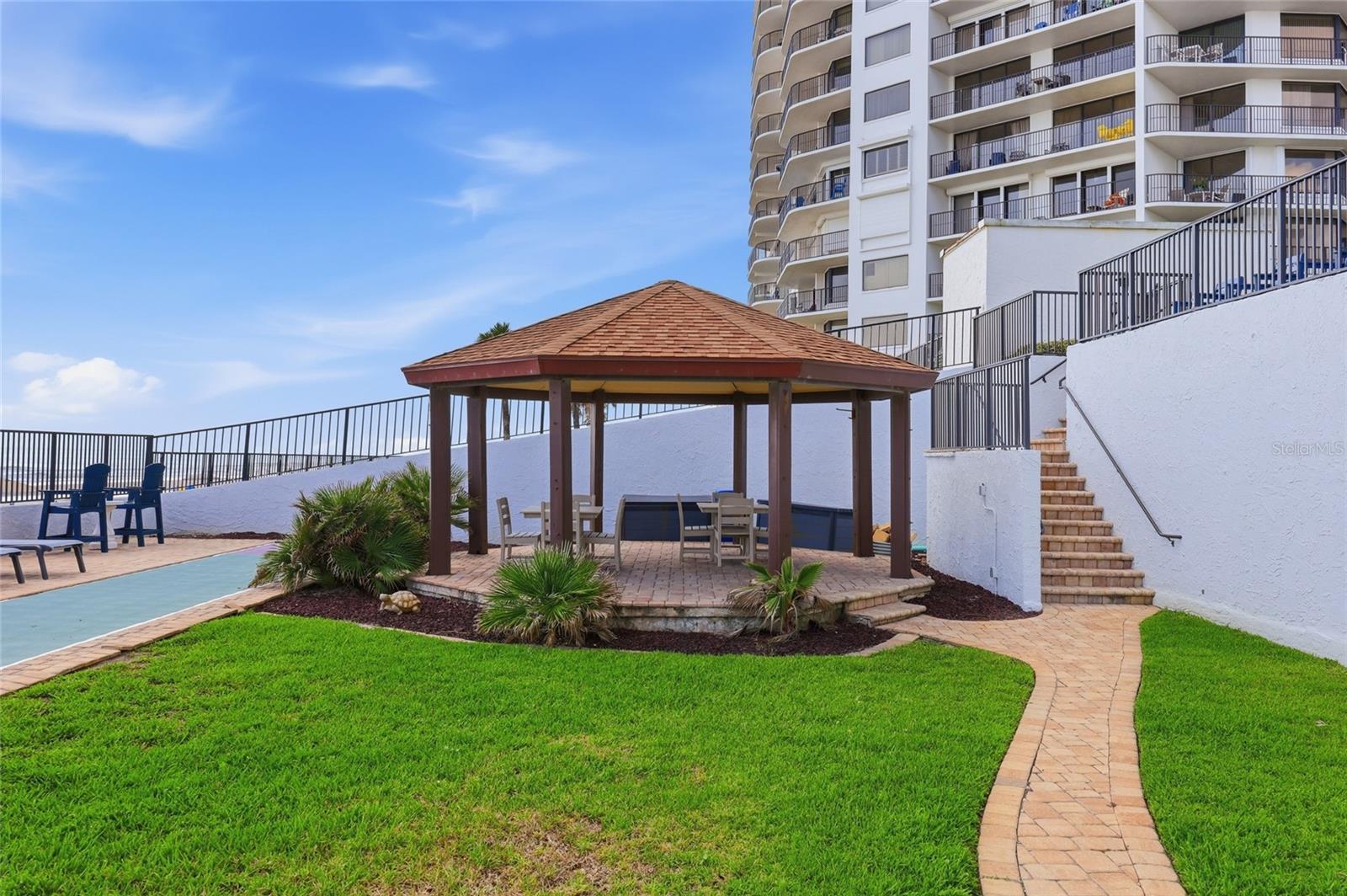 3747 S Atlantic Avenue 4050
