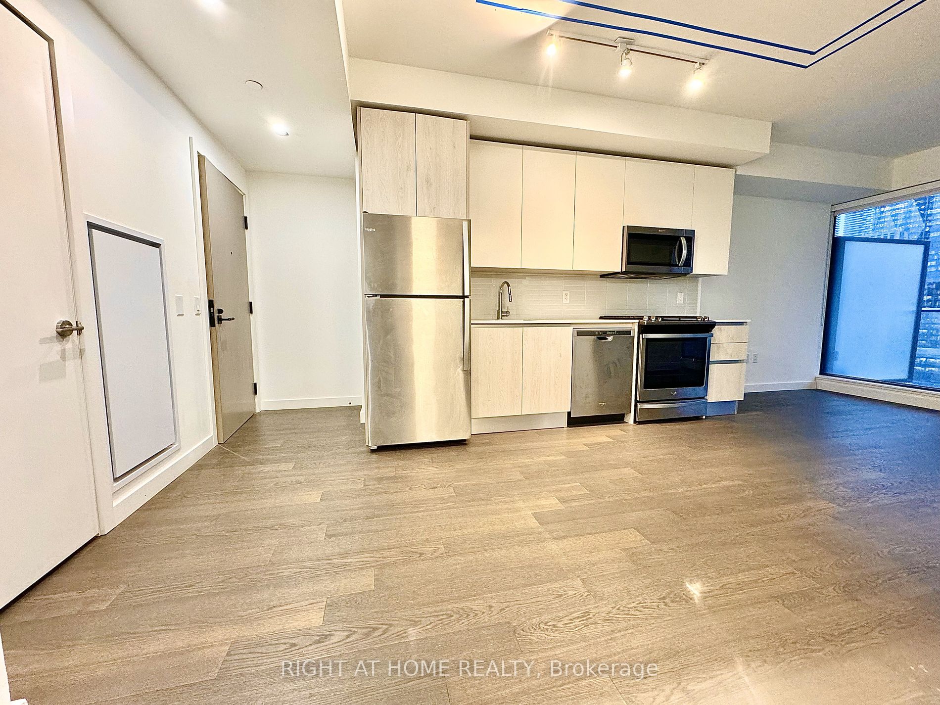 2A Church St St 2206