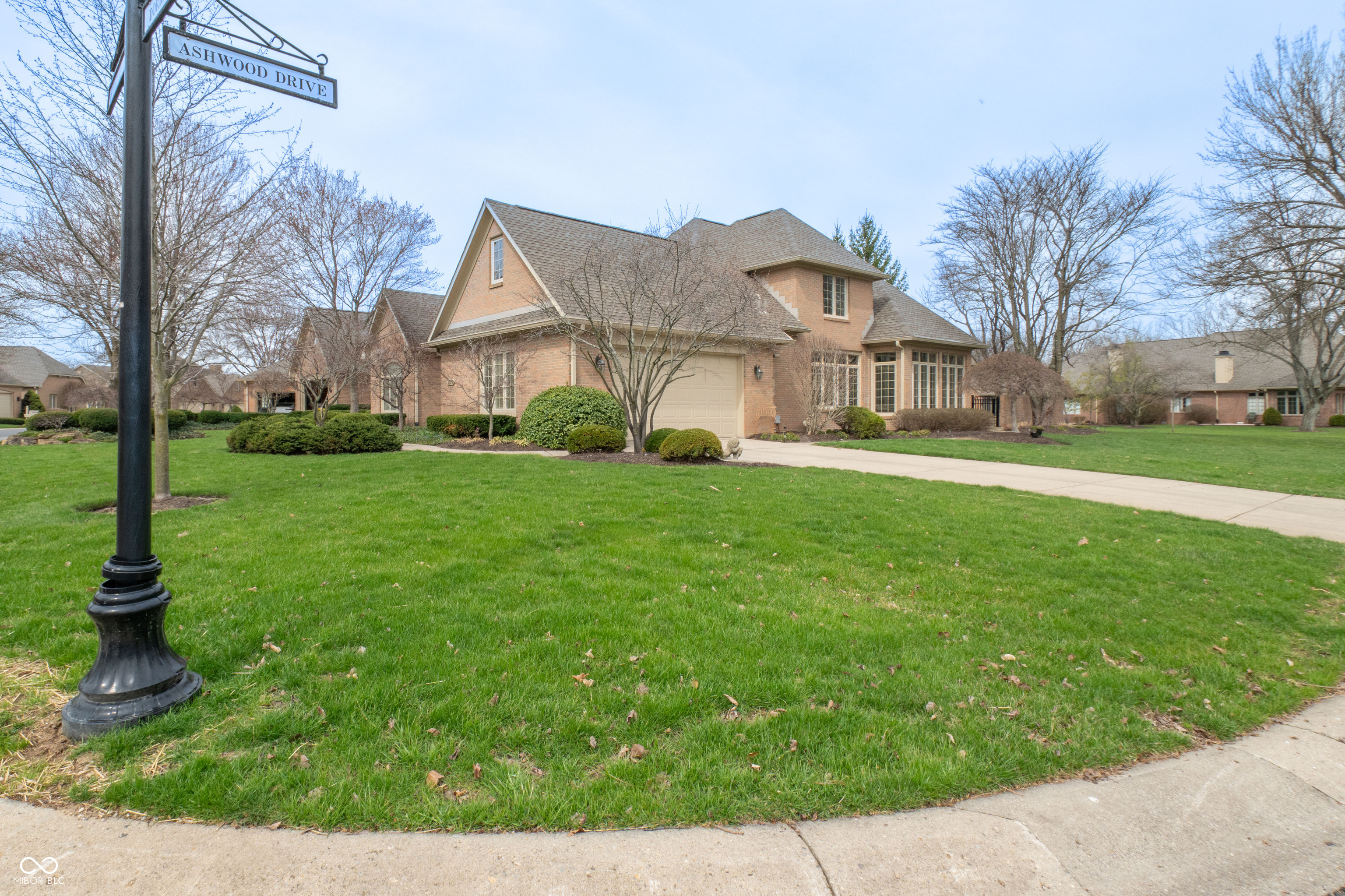 1700 Pathway Drive S