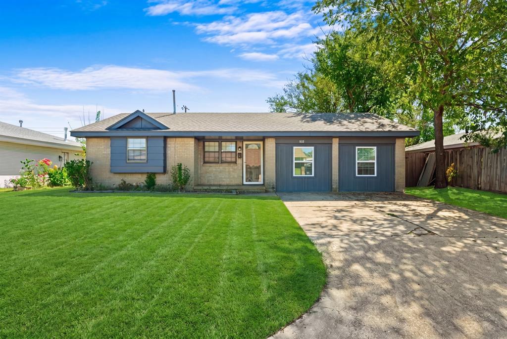 There's a lot to like about this 5-bedroom, 2-bath home, especially if you're looking for plenty of room without taking on a huge house. At 1,380 square feet, the layout gives you five bedrooms and plenty of flexibility for family, a home office, guest space, or whatever works for your life.Inside, you'll find updated touches throughout, including beautiful flooring and a kitchen that brings some personality with its hunter green cabinetry. It's cute, comfortable, and has just enough character to make it feel like home.And there's definitely no shortage of outdoor space. The large yard gives you plenty of room to enjoy being outside, whether that's entertaining, letting the kids play, or simply having a little extra space of your own. With five bedrooms, a manageable footprint, and a spacious yard, this home gives you a lot of flexibility without a lot of unnecessary upkeep.*Section 8 Vouchers welcome*