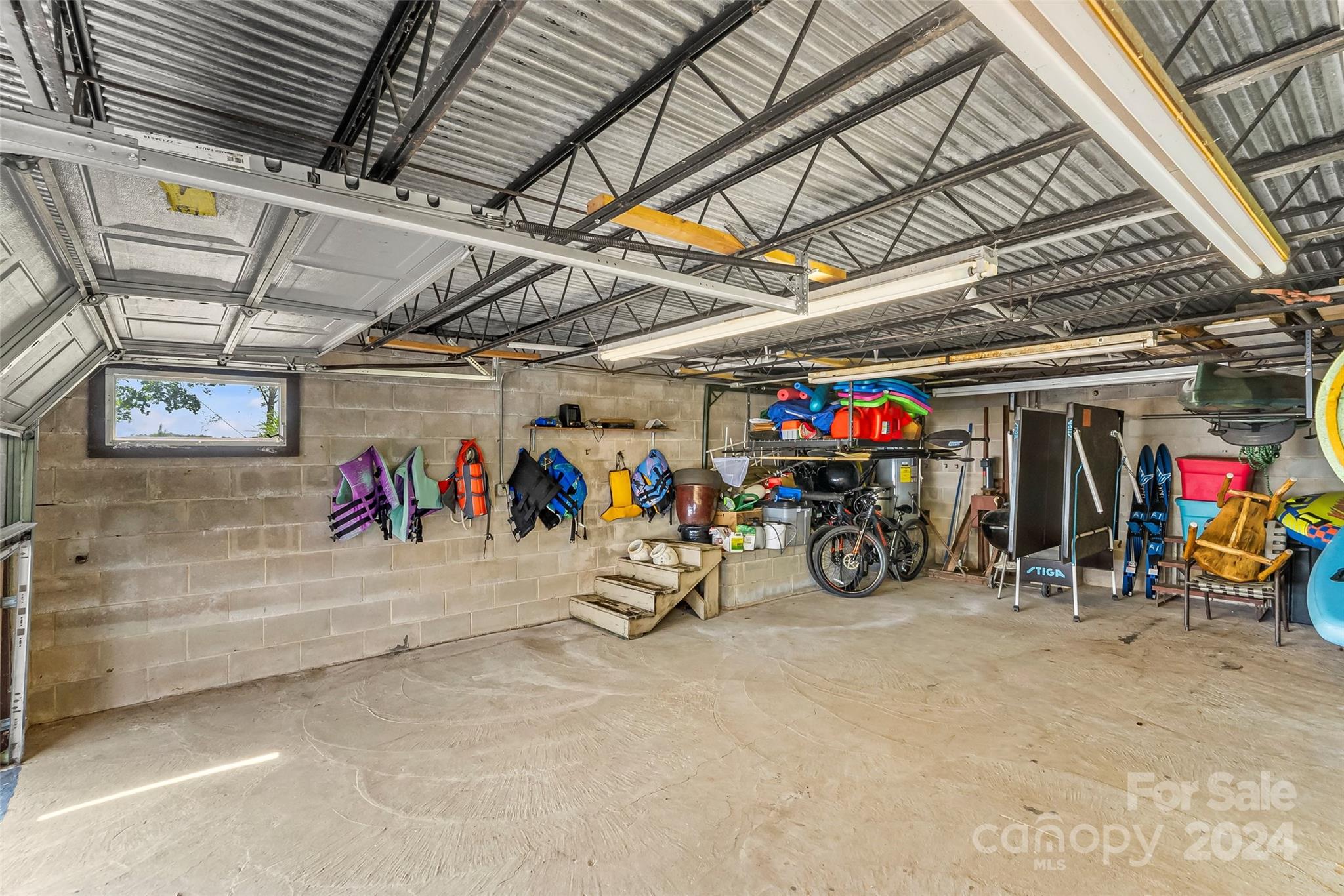 6341 N Shore Drive