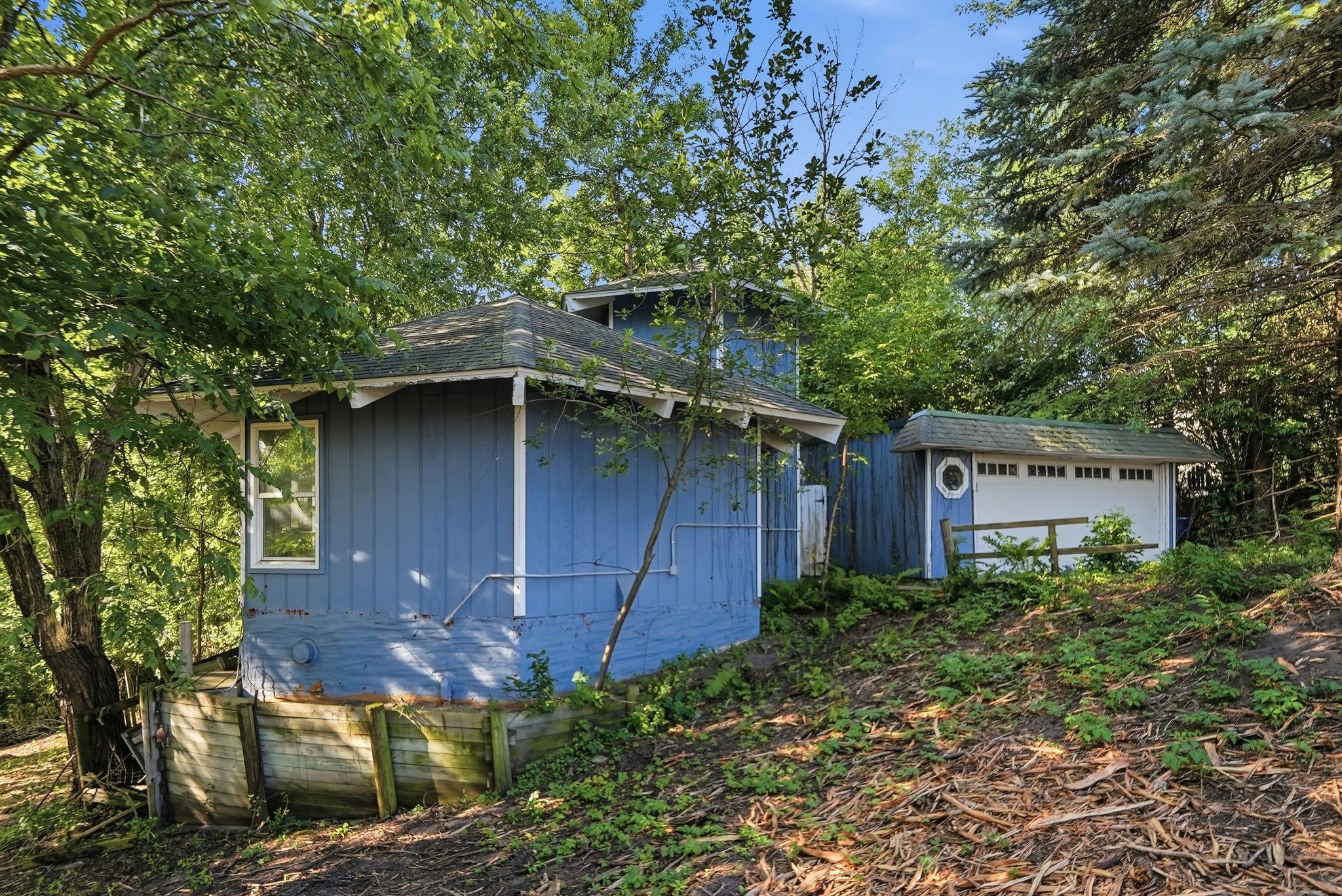 21455 Finley Circle