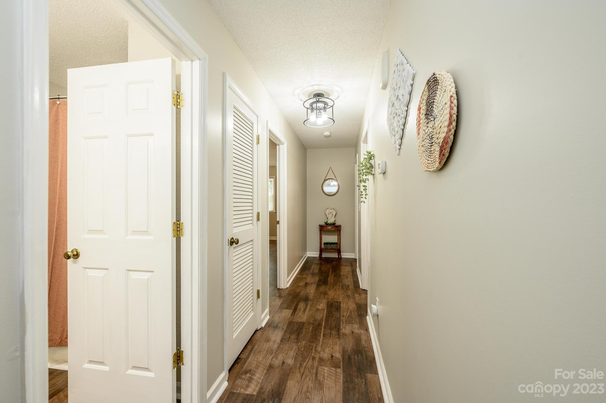 117 Windy Oaks Court