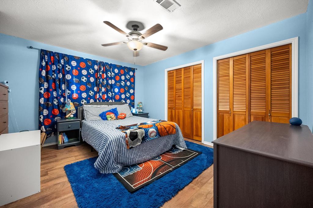 803 Live Oak Lane