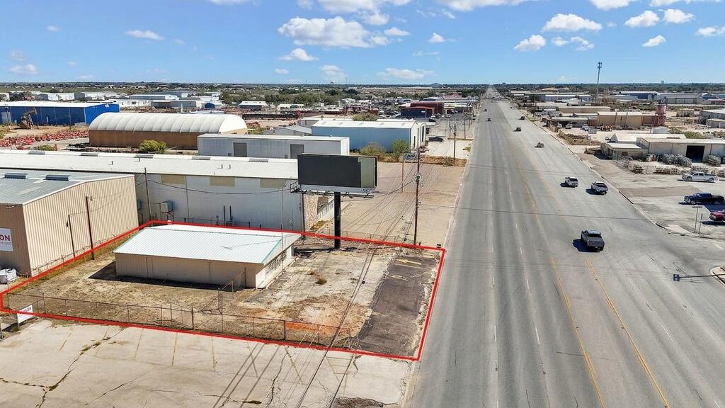 Approximately 2,100 SF of commercial space available for lease on a 0.25-acre lot at 2404 W 42nd St in Odessa. Potential uses include oilfield supply, contractor offices, or general office space. The existing building requires renovation and build-out. Suitable for a tenant looking to customize the space to fit their business needs. All uses subject to applicable approvals.