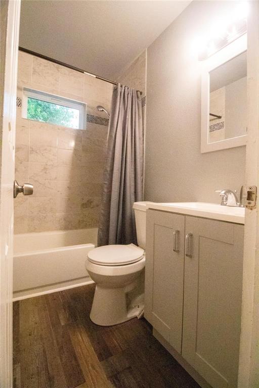 2106 N Alexander Street