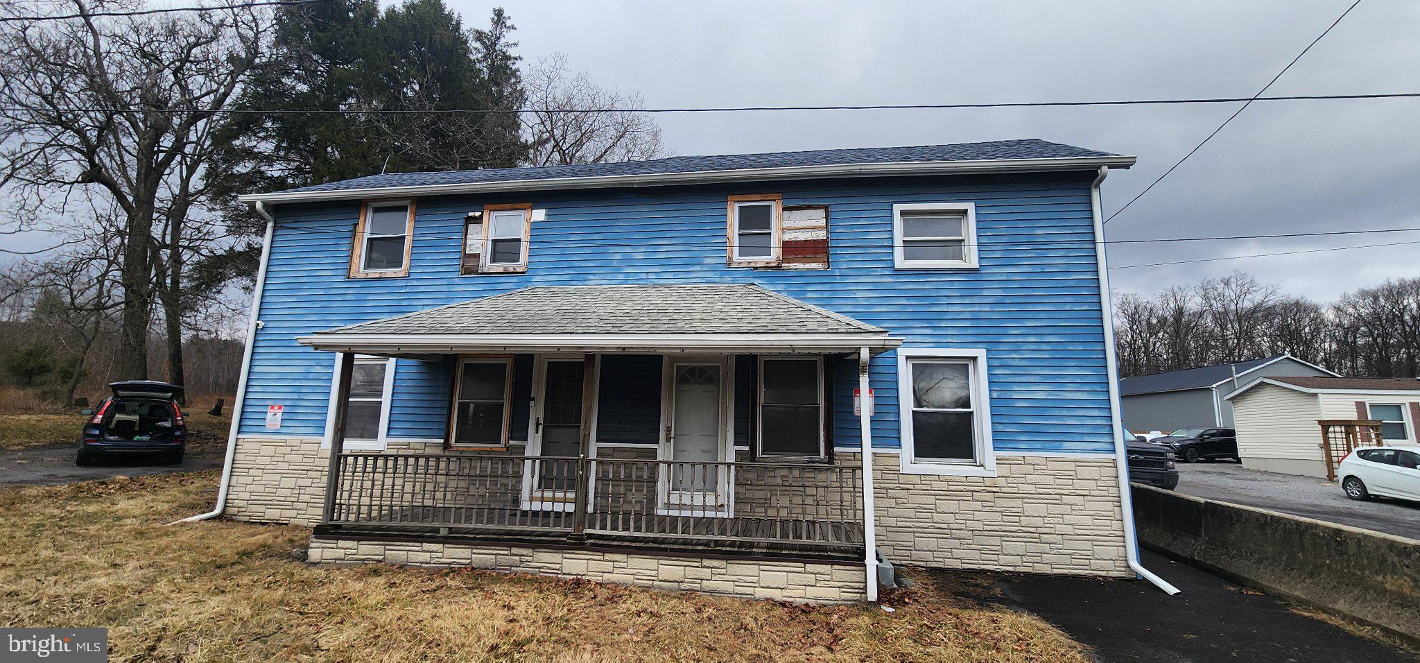 2014 WCenter St  