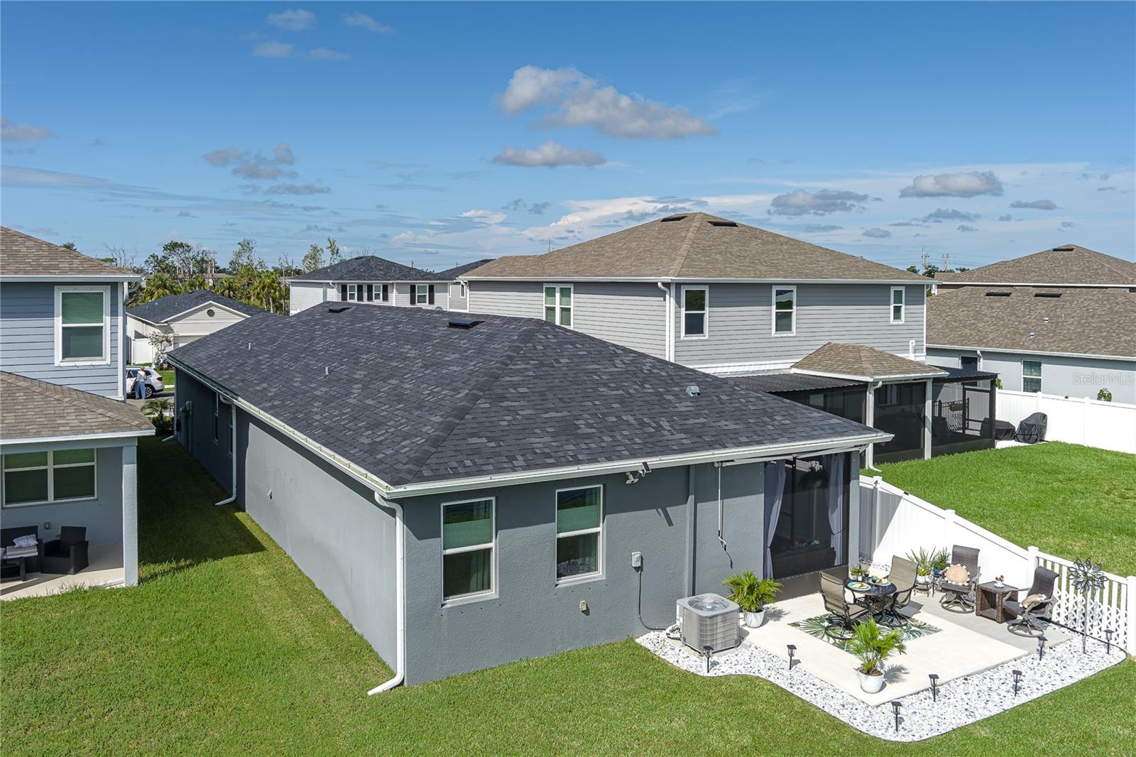 9577 Sandy Bluffs Circle