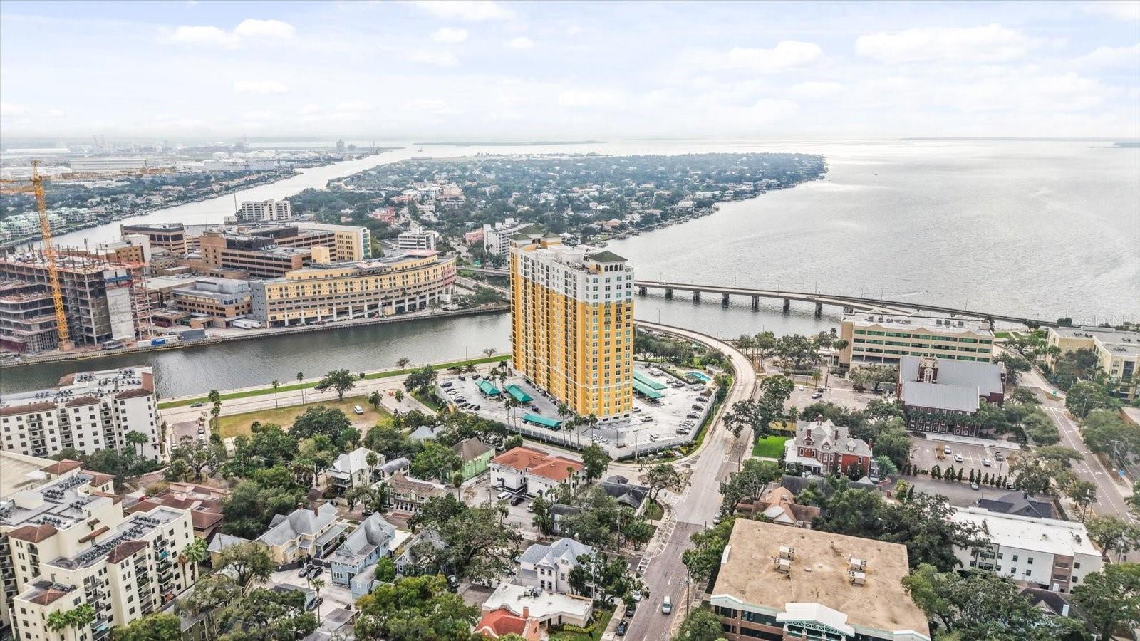 345 Bayshore Boulevard 706