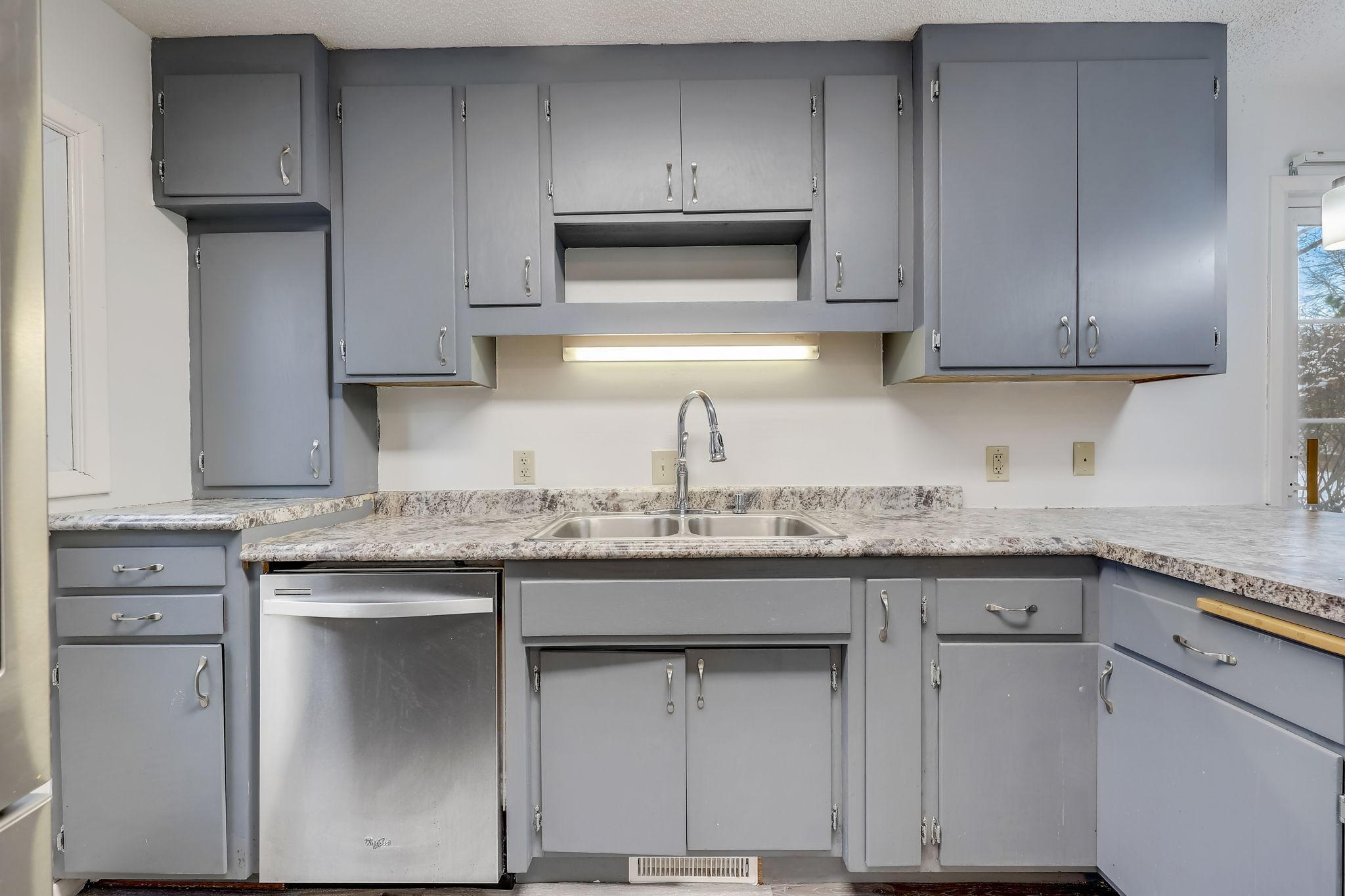 3967 Granada Avenue N