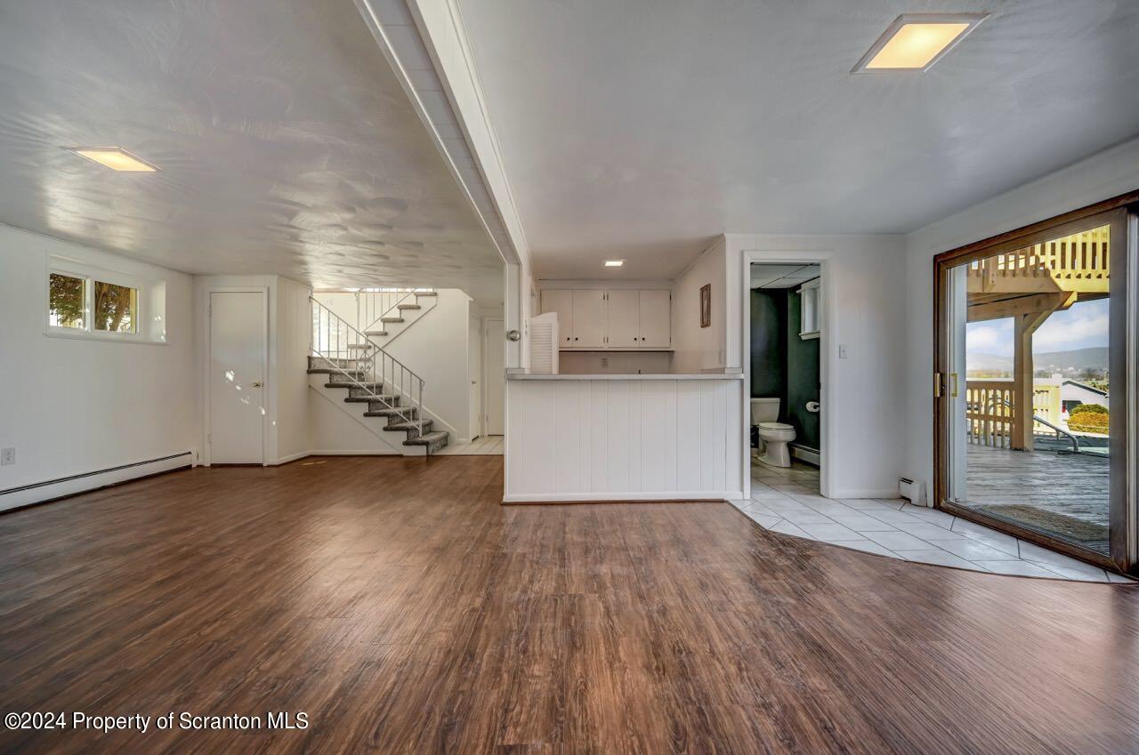 437 Jessup Avenue