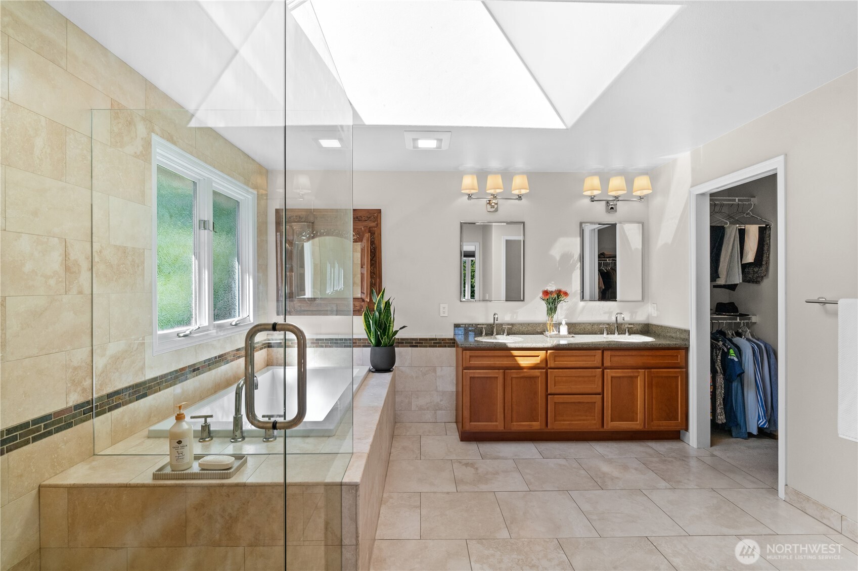 18308 NE 101st Court