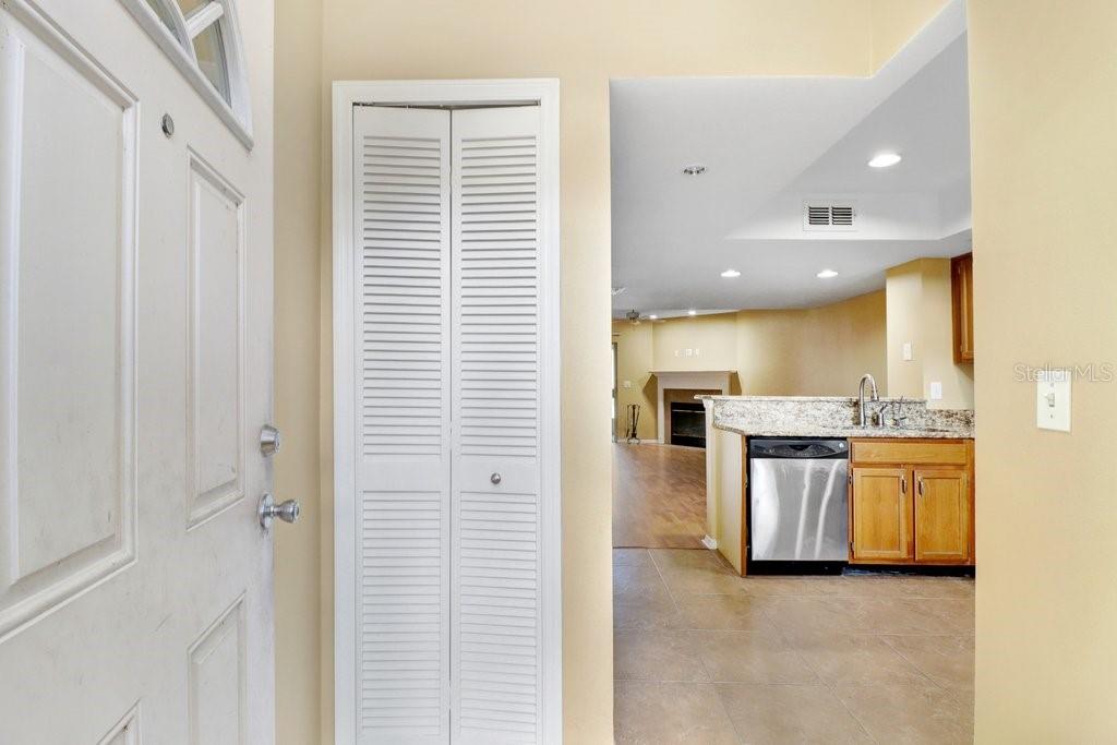 2257 Fletchers Point Circle