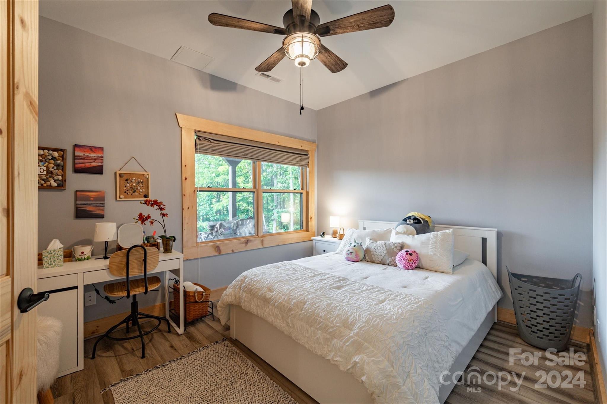 210 Grandview Loop