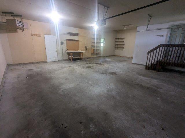 920 Oakcrest Drive